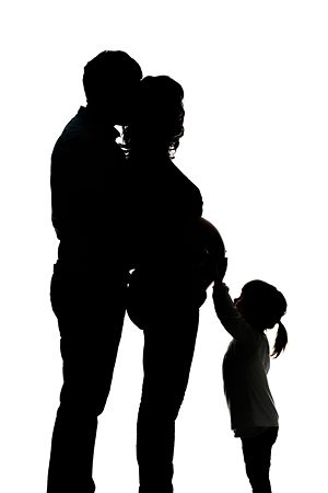 Schattenfoto Familie mit Babybauch und Kind